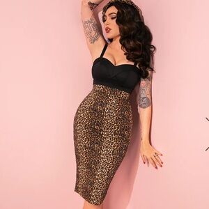 Vixen Pencil Skirt In Wild Leopard Print